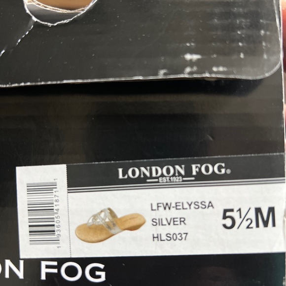 New** London Fog Sandals - Picture 5 of 5